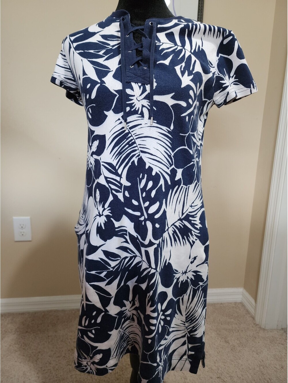 Chaps Petite Navy and White Floral Print Lace-Up Short Sleeve Dress Size P/M